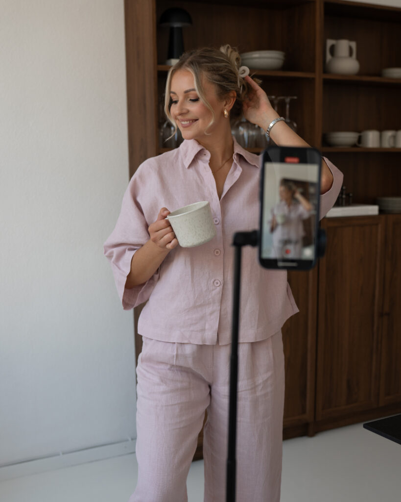 Anet Põlismäe filmib UGC sisu ja jagab oma kogemuslugu, kuidas teenis ühe päevaga 960 eurot